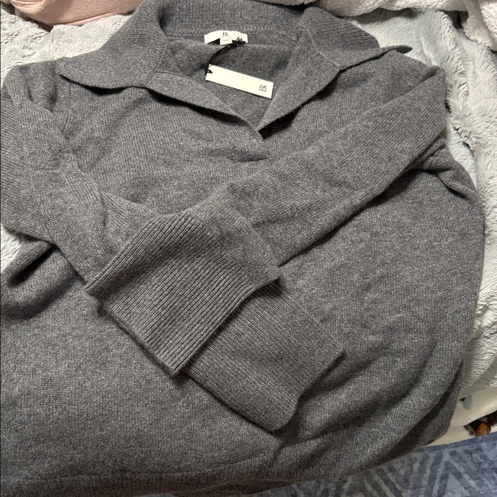 Gray cashmere Knit Sweater